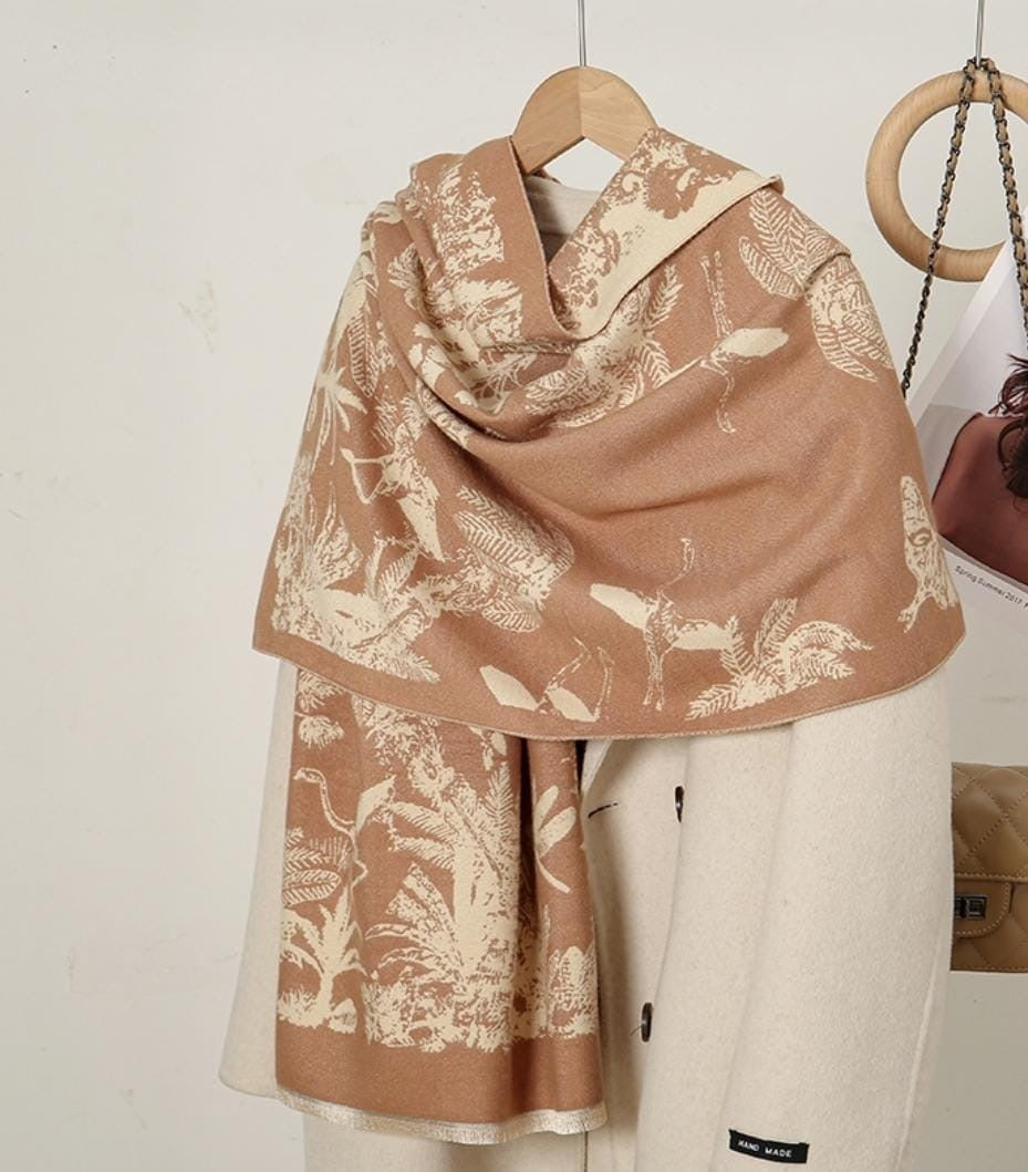 A large reversible-style women’s shawl/scarf