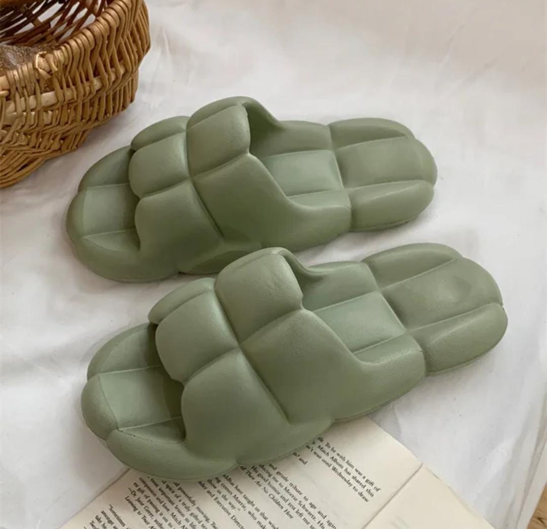 Cloud Comfort Cushioned Slides