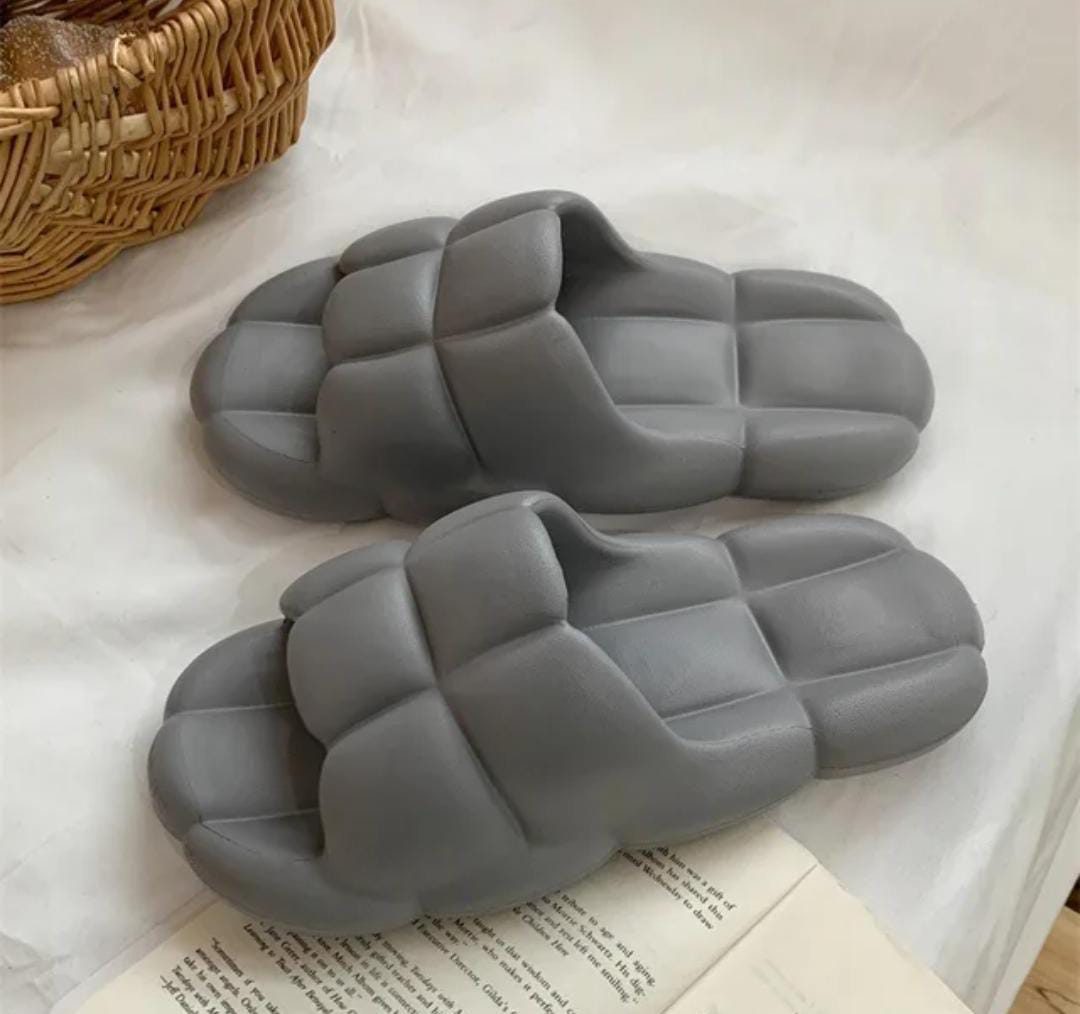 Cloud Comfort Cushioned Slides
