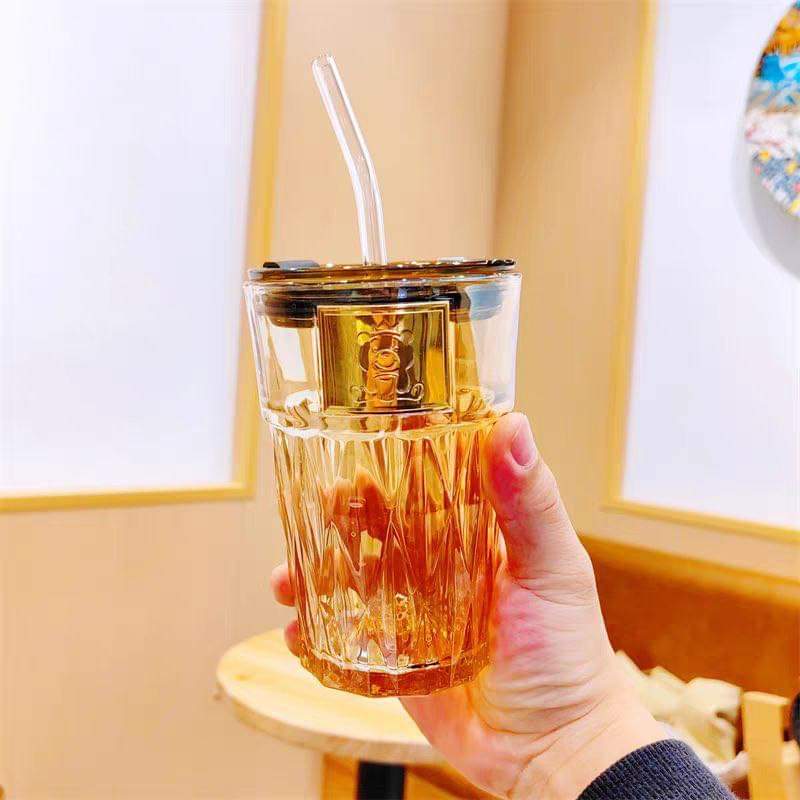 Elegant Crystal Glass Tumbler with Straw