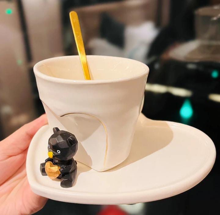 Heart-Shaped Ceramic Cup Set with Bear Figurine – Black & White