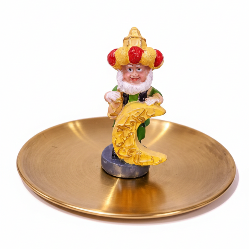 Ramadan Kareem Brass Serving Tray with Traditional Character