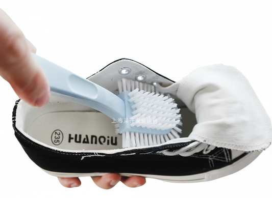 Versatile Shoe Cleaning Brush