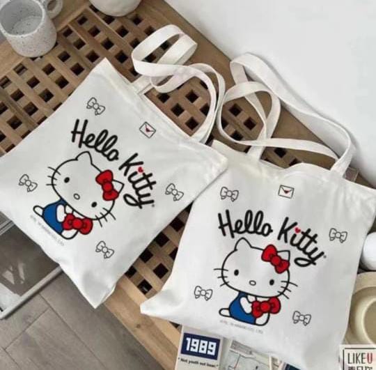 Hello Kitty Classic Shopping Bag