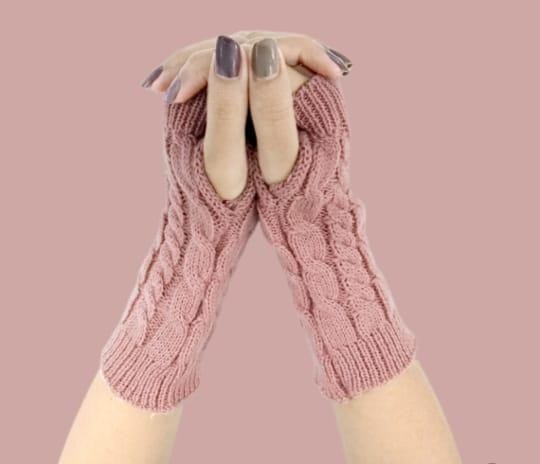 Soft Cable-Knit Fingerless Gloves